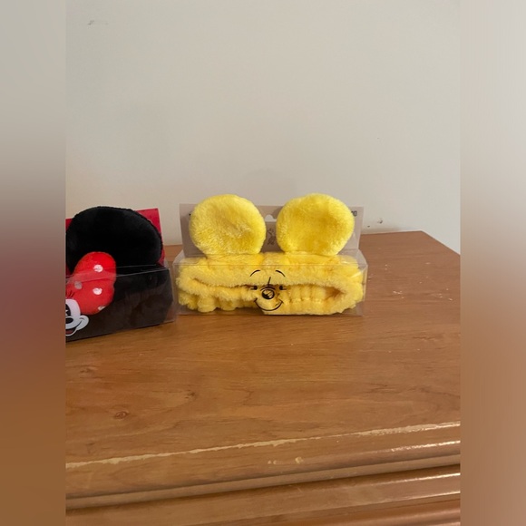 Disney Winnie the Pooh or Minnie Mouse spa headband winners choice new - Picture 5 of 7